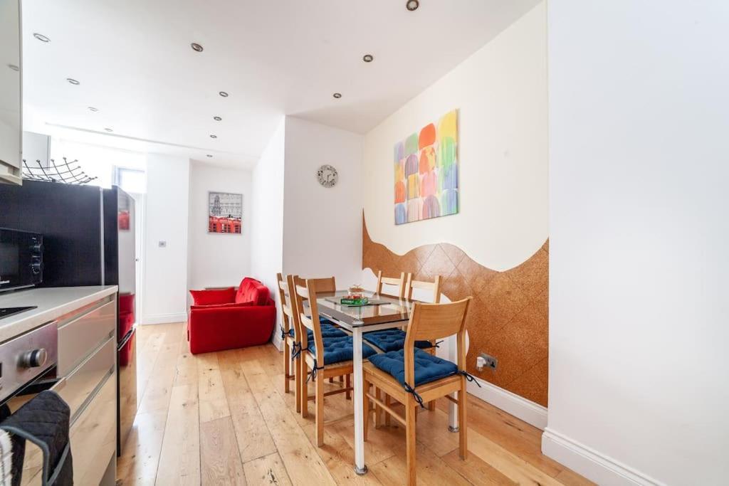 Spacious Retreat 2-Bed In Popular Camden Town لندن المظهر الخارجي الصورة